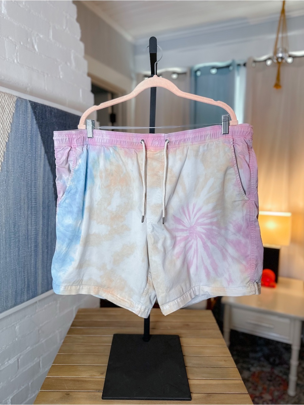 American Eagle Outfitters Pastel Pink Yellow Tie-Dye Shorts